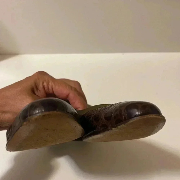 Salvatore Ferragamo crocodile flat Brown and Green size 6 - Picture 15 of 15
